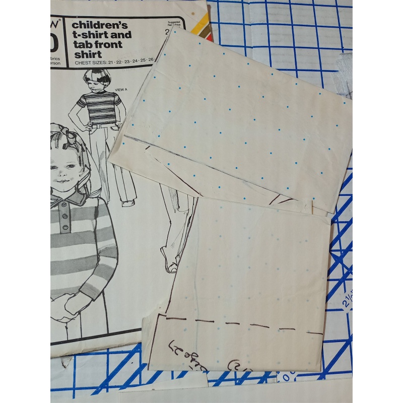 1979 Stretch & Sew 950 Childrens T-Shirt - Chest Size 21-27 