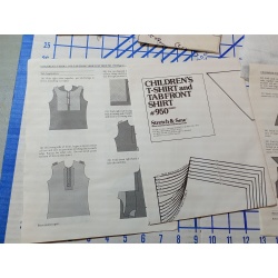 1979 Stretch & Sew 950 Childrens T-Shirt - Chest Size 21-27 