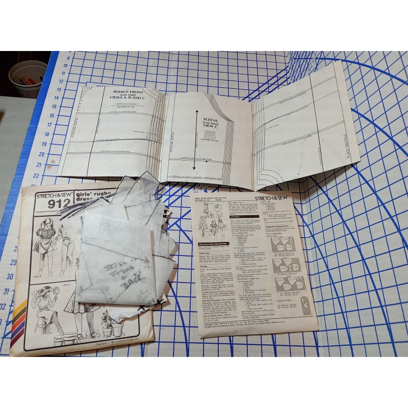 Stretch & Sew Pattern #912 Vintage Girls Rugby Dress Top Slip 1980s SIZE 21-27