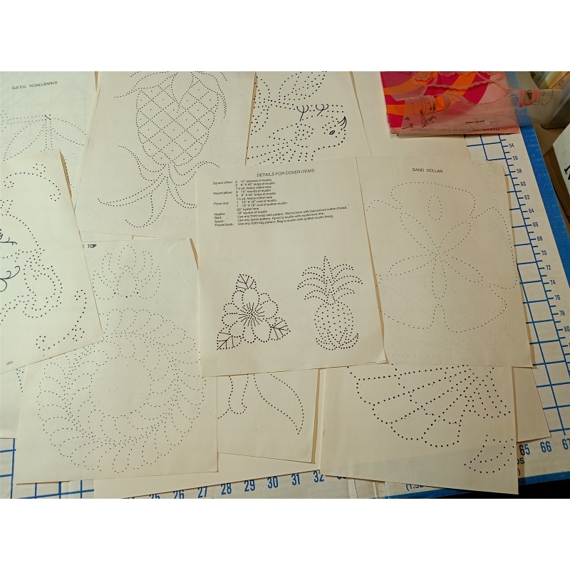 STENCIL DECOR , QUILT STENCILS , TRACING PAPER