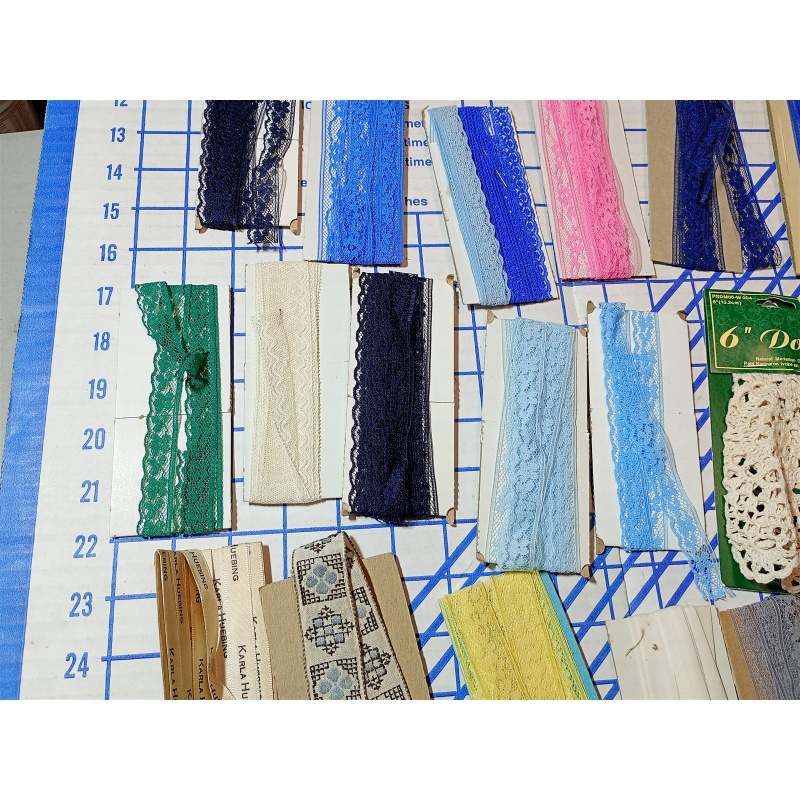  Lot Of Lace AND SOLID COLOR Trim Sewing/Crafting 