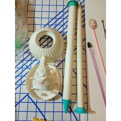 BIG LOT OF NEEDLE POINT SUPPLIES