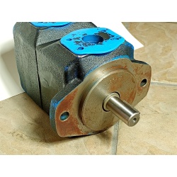 Eaton Vickers 25M65A-1C20 Hydraulic Vane Motor