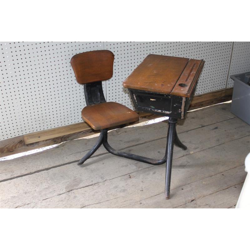 Vintage Child's School Desk & Chair Wood And Metal With Flip Up Top 