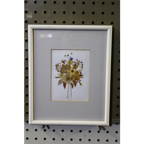 8.75 x 10.75 Framed Flower Art Graphics Fiji