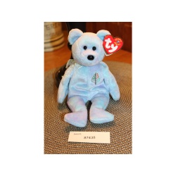 TY Beanie Babies ISSY the Four-Seasons Hotel Bear 2001 P.E. Pellets #87435