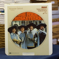 The Four musketeers #87989 - CED Video Disc
