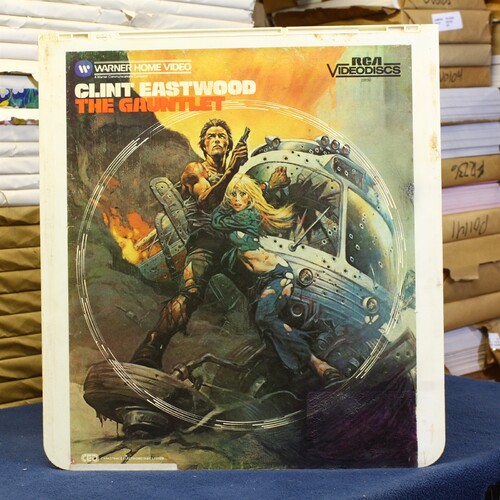 Clint Eastwood the gauntlet #87999 - CED Video Disc