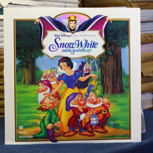 Snow White and the 7 dwarfs Walt Disneys masterpiece #88048 -