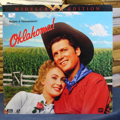 Oklahoma! widescreen gatefold #88052 - LaserDisc