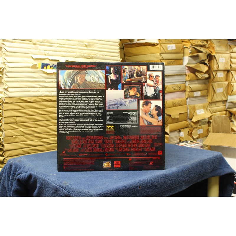 True lies Arnold Schwarzenegger gatefold #88133 - LaserDisc