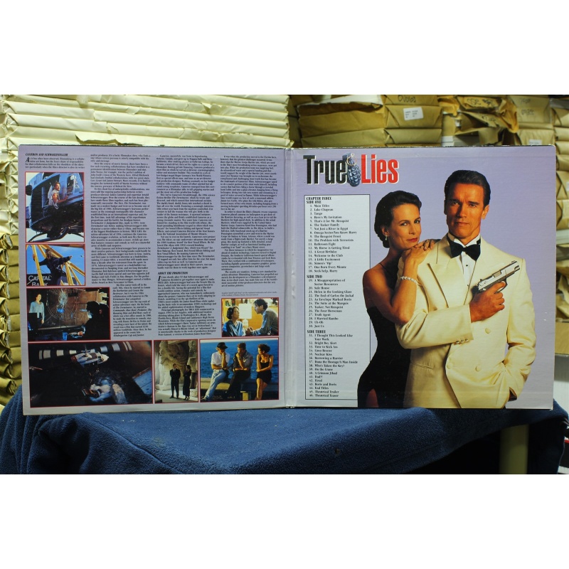 True lies Arnold Schwarzenegger gatefold #88133 - LaserDisc