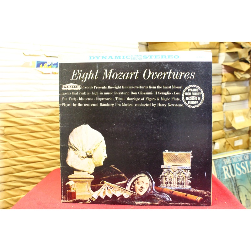 The Hamburg Pro Musica; Wolfgang Amadeus Mozart Eight Mozart Overtures SF-70010