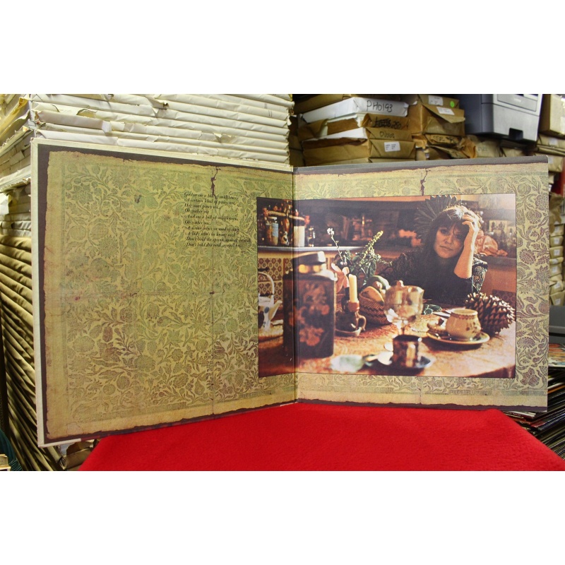 Melanie Gather Me NRS-47001 Vinyl 63-020