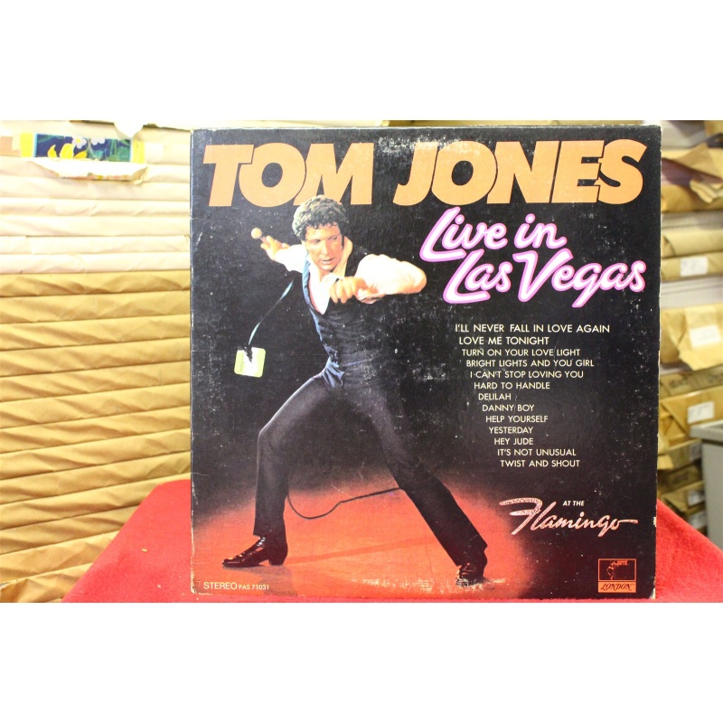 Tom Jones Live In Las Vegas PAS 71031 Vinyl 63-048