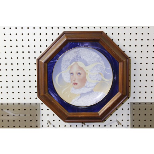 15.5 x 15.5 Framed Collector Plate 1978 Germany Princess Snowflake