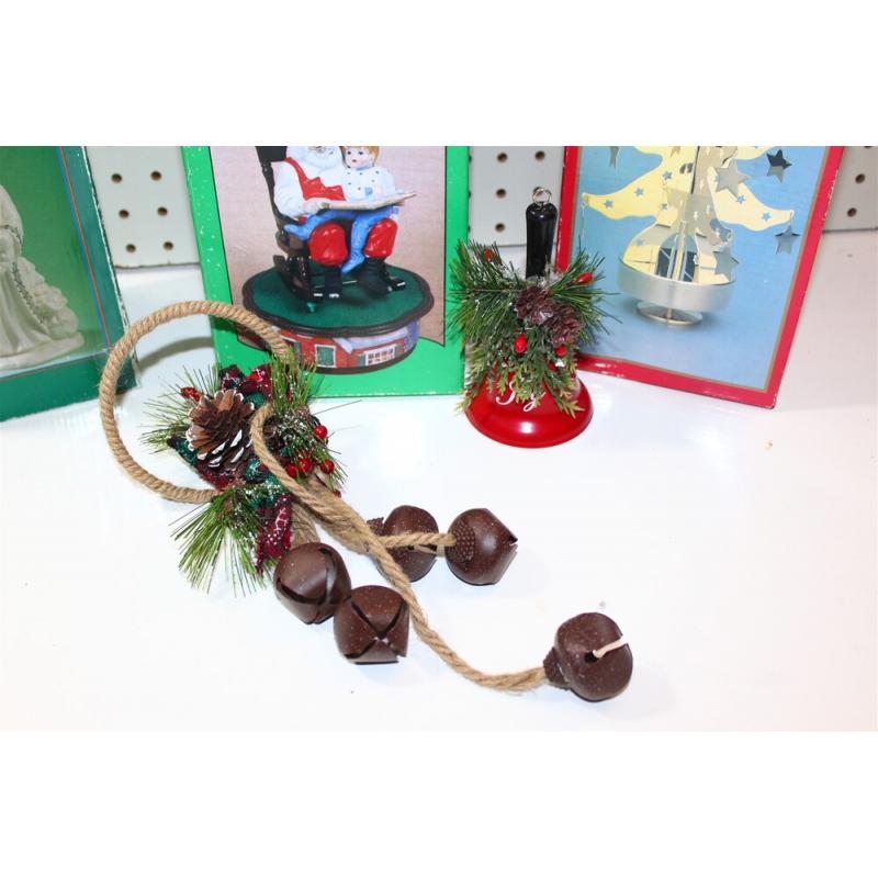 Lot of Christmas Decorations - Snowman - Santa - Brass Musical Christmas Tree