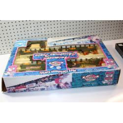 Vintage 1994 NORTH POLE TOY SHOP ANIMATED CHRISTMAS TRAIN MUSICAL TOY - NEW