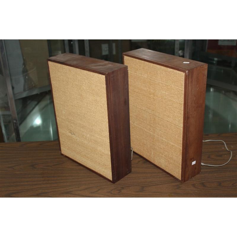 Vintage Classic Stereo Speakers Wooden Cabinets 17" Tall, 13" Wide