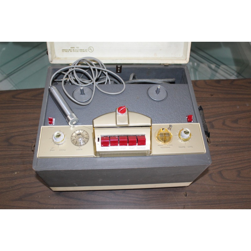 Vintage Capitol Model 750 reel to reel recorder