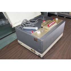 Vintage Capitol Model 750 reel to reel recorder