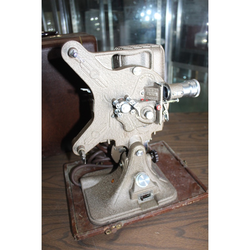 Keystone 16 Mm Projector Model A –82 Projector In Original Case