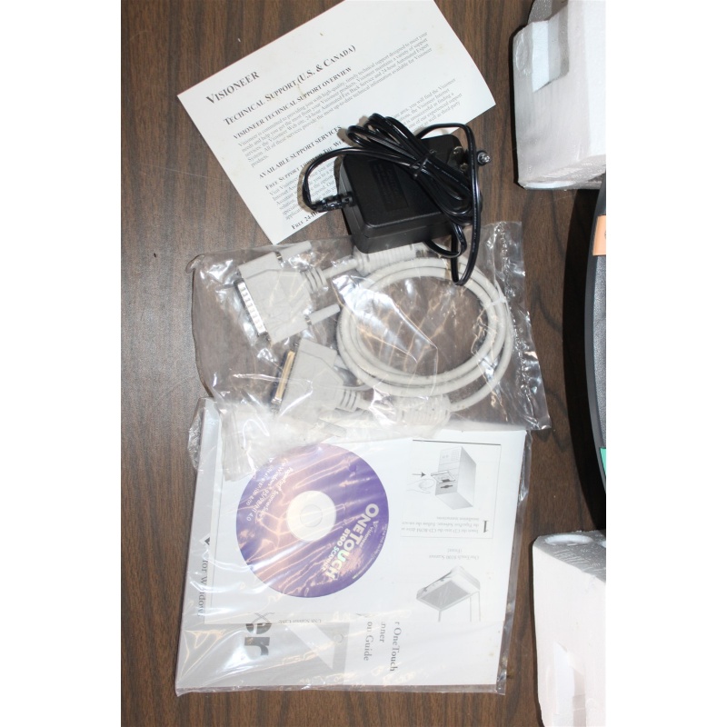Visioneer OneTouch 8100 Flatbed Scanner