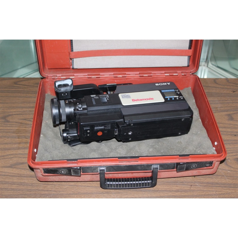 Sony BetaMovie BMC-550 Batacam camcorder with hard case