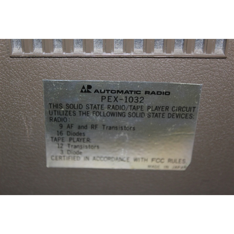 Automatic Radio MFG. Co Solid State 8 Track Portable PEX-1032 No Power For Parts
