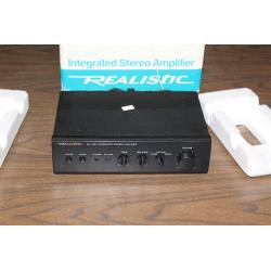 Realistic / Optimus Sa-155 Integrated Stereo Amplifier Phono / Tuner / CD / Tape