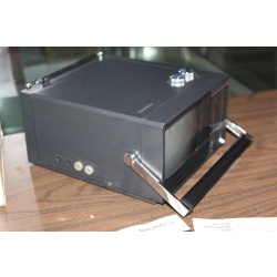 1986 Magnavox 5” View Portable TV & Radio Model BF3909 BK Radio - Works