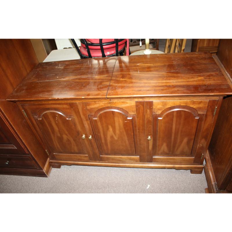 Entertainment cabinet or record cabinet 49 x 19 x 30