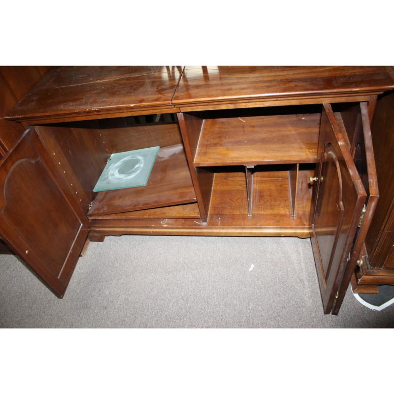 Entertainment cabinet or record cabinet 49 x 19 x 30