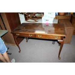 Very nice wooden secretary desk w/ 2 drawers 51 x 25.5 x 30