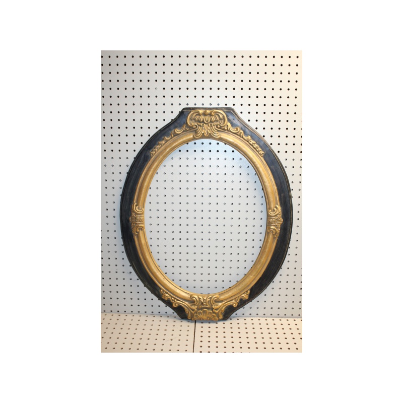 23 x 29.5 antique oval wooden frame
