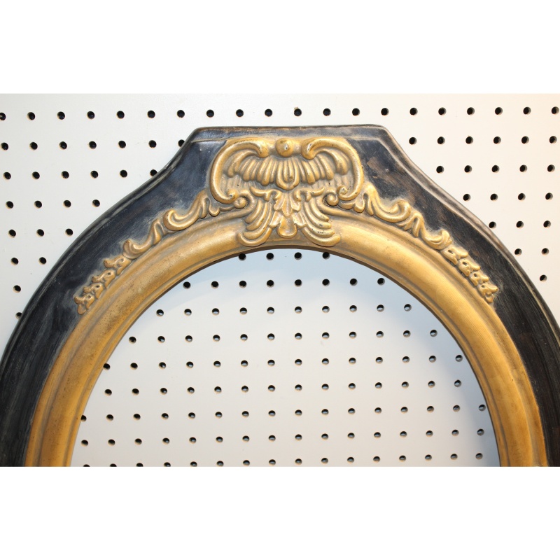 23 x 29.5 antique oval wooden frame