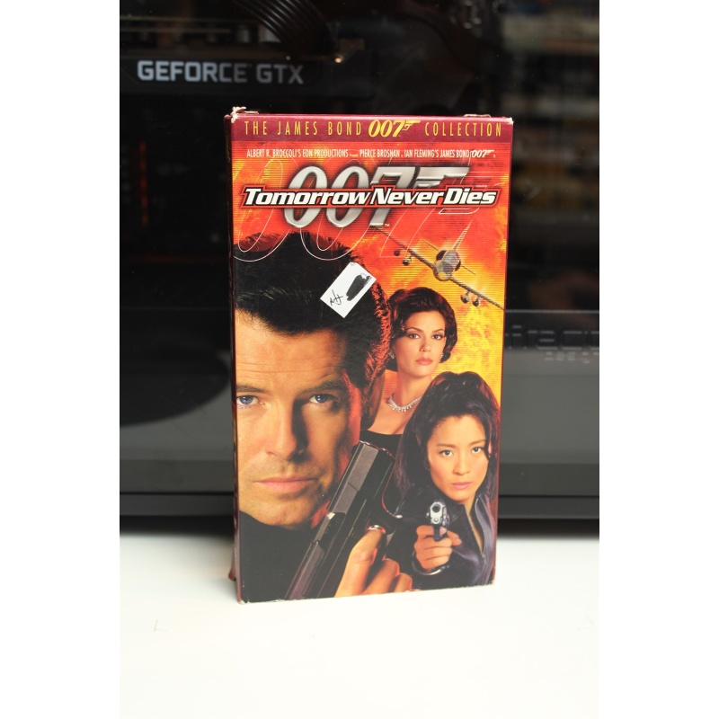 Tomorrow Never Dies (1997, VHS) - Adventure; Thriller; Action