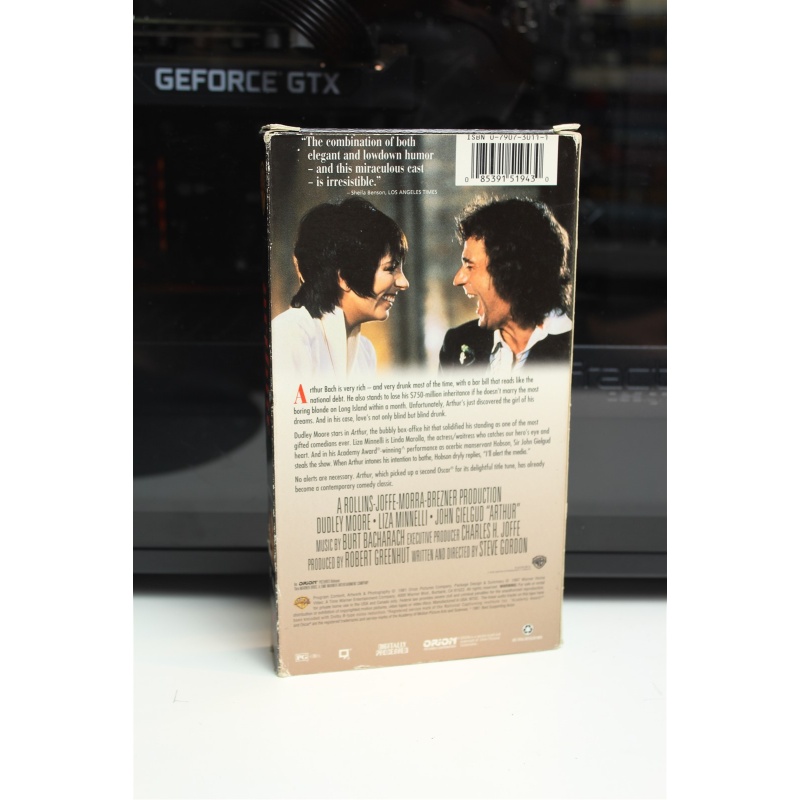 Arthur (1981, VHS) - Comedy; Romance