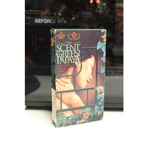 The Scent Of Green Papaya VHS Drama; Music; Romance