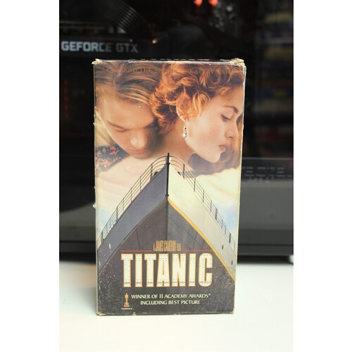 Titanic VHS Drama; Romance