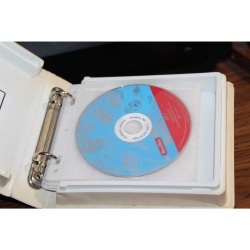 Spanish - Berlitz Phrase Book by Berlitz Publishing (2012, Mixed Media)