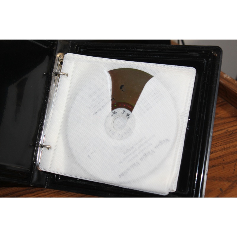 Vegan Virgin Valentine by Carolyn Mackler (2004, CD)