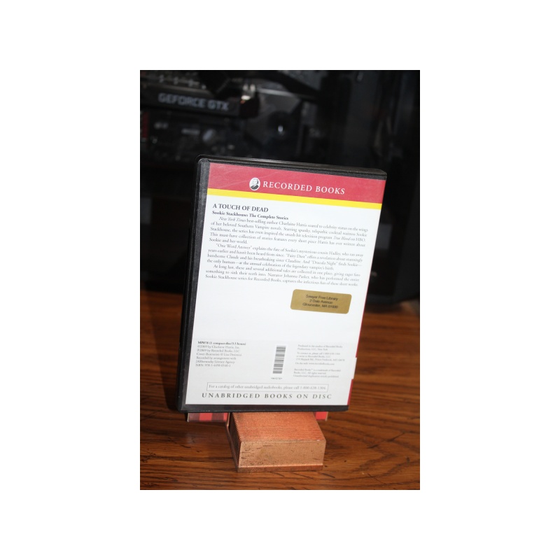 Southern Vampire Mysteries Ser.: A Touch of Dead by Charlaine Harris (2009, CD)