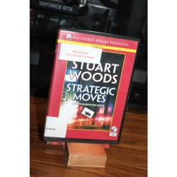A Stone Barrington Novel : Strategic Moves by Lydia Davis and Stuart Woods (CD)