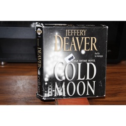 Lincoln Rhyme Ser.: The Cold Moon by Jeffery Deaver (2006, CD)