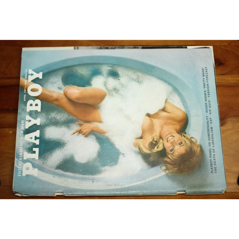 99270: 1971 Playboy Magazine April Apr 1971