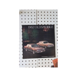 1982 Oldsmobile Cutlass Brochure  11 Pages