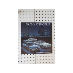 1982 Oldsmobile  Brochure Product Line-Up  27 Pages