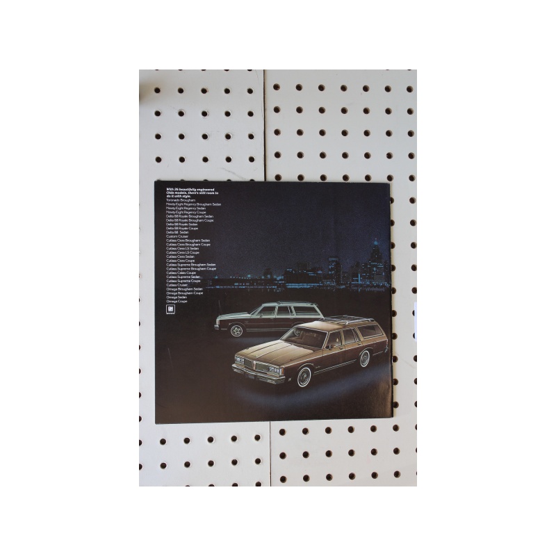 1982 Oldsmobile  Brochure Product Line-Up  27 Pages