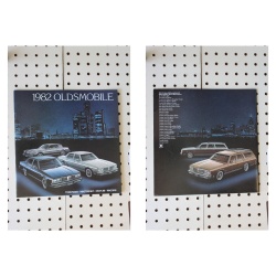 1982 Oldsmobile  Brochure Product Line-Up  27 Pages